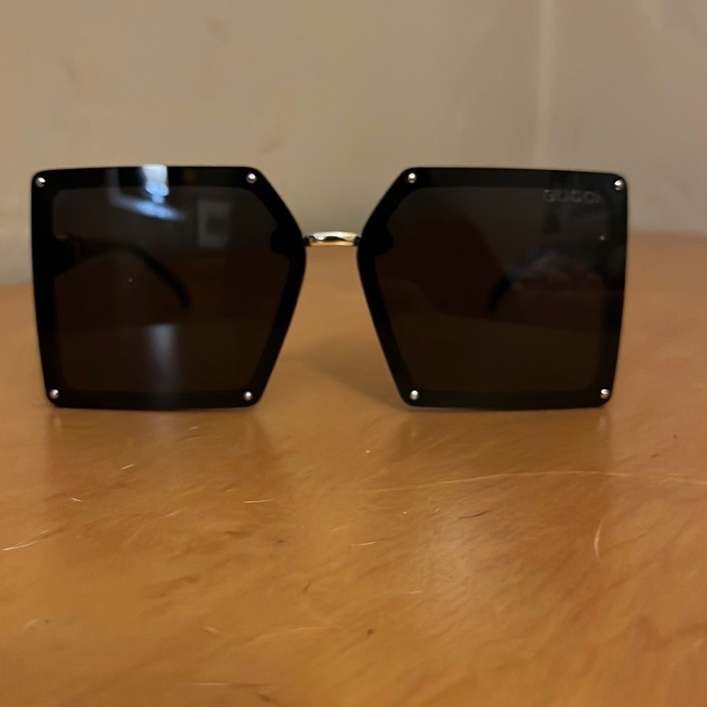 Knock off Gucci glasses